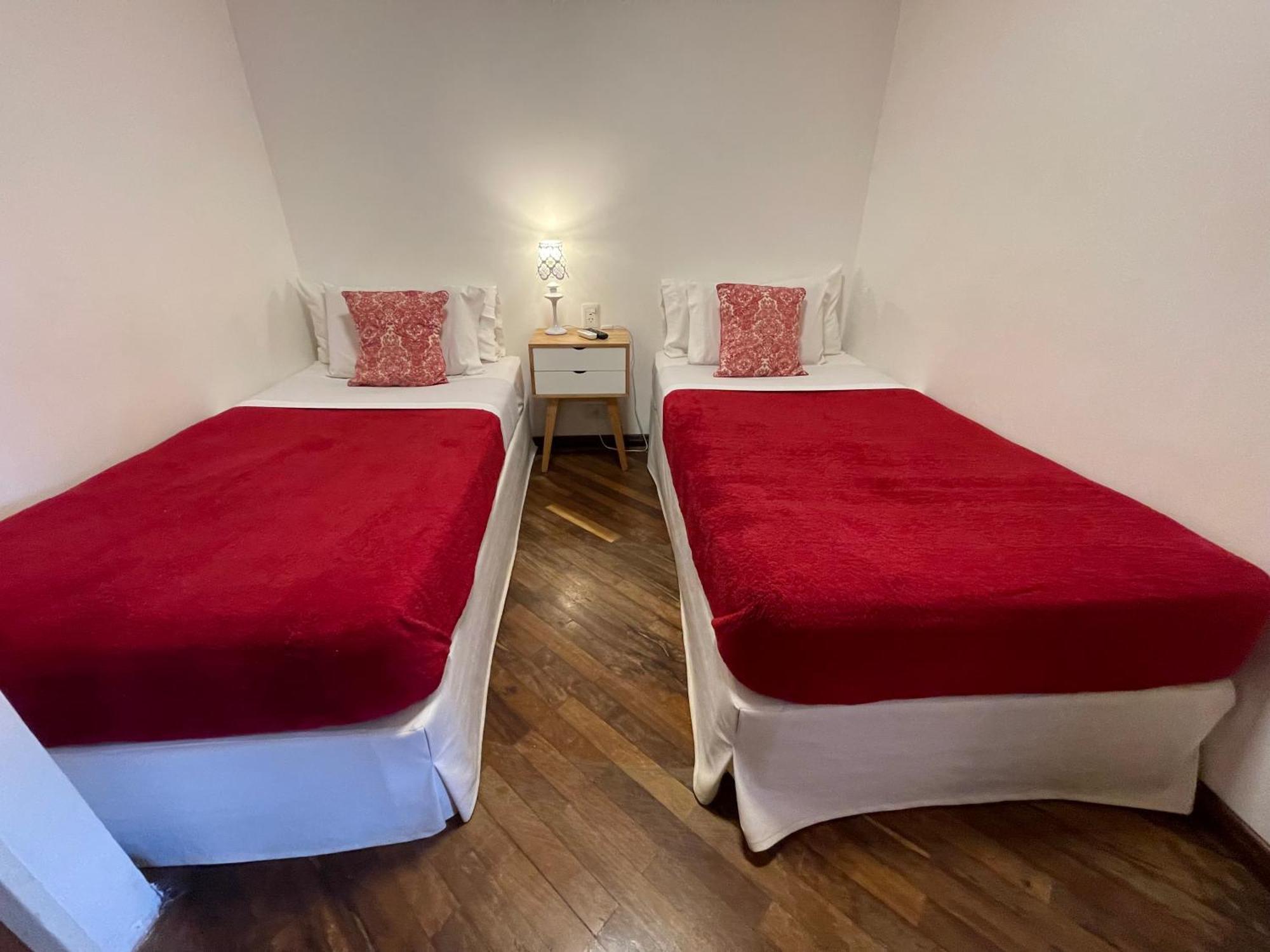 Marin Apartments Пуерто-Іґуасу Номер фото