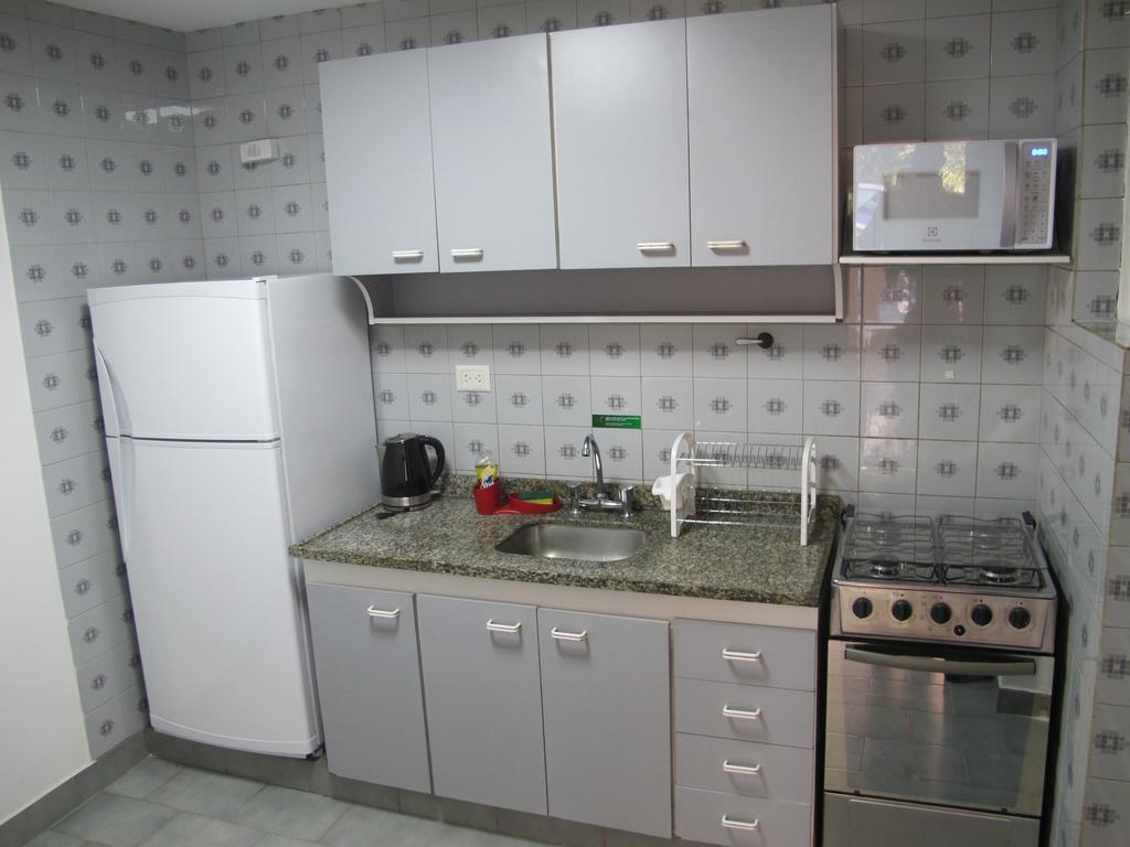 Marin Apartments Пуерто-Іґуасу Екстер'єр фото
